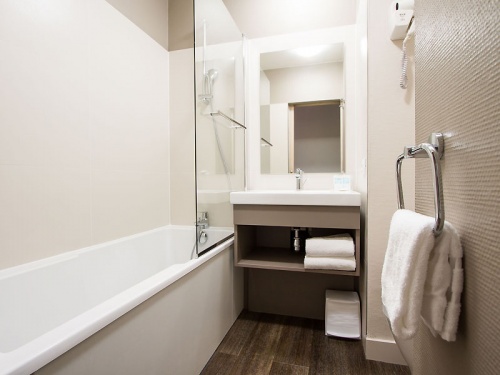 HÔTEL LILLE EUROPE HÔTEL LILLE EUROPE